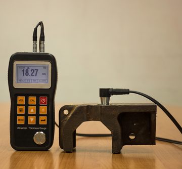 Ultrasonic Thickness Gauge